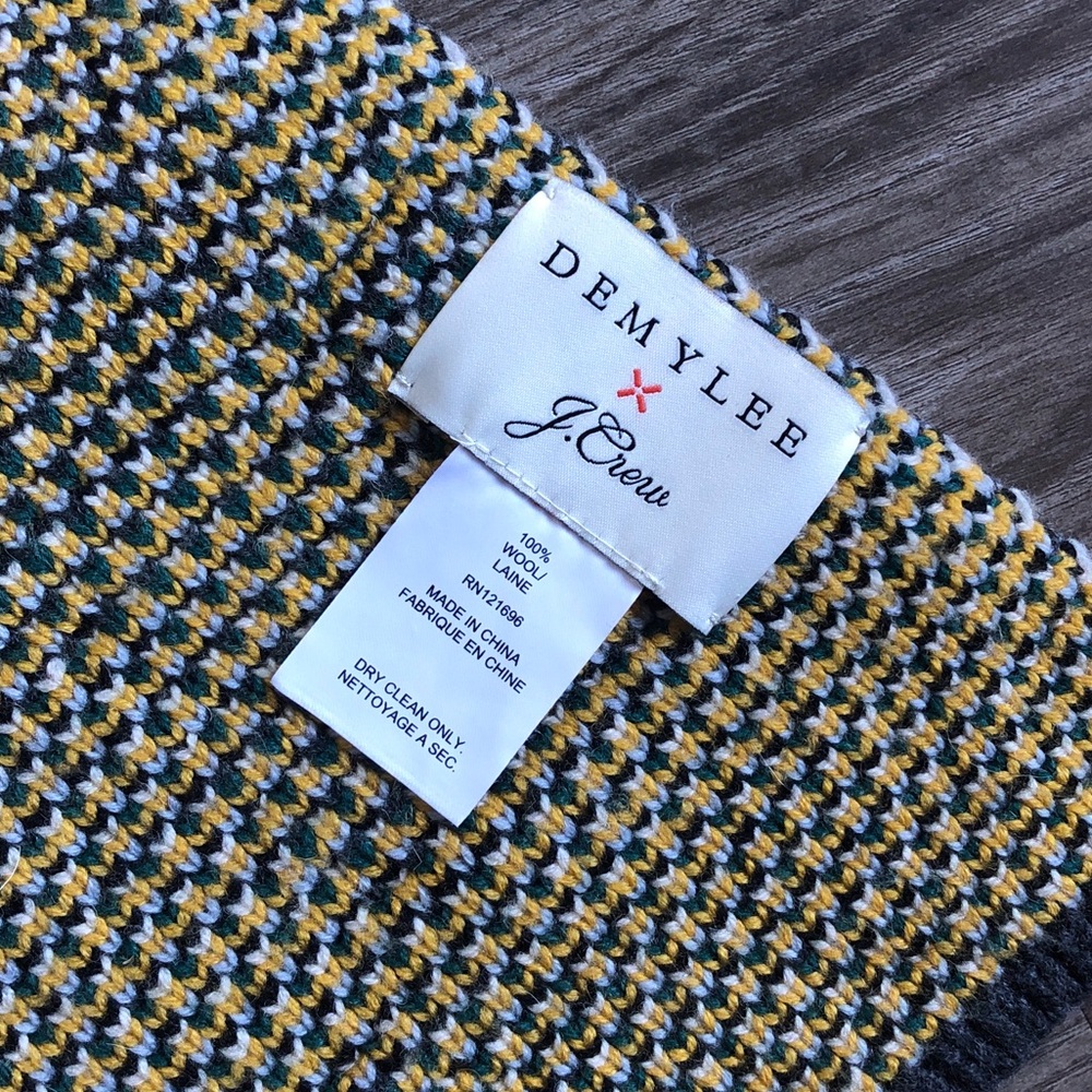 Demylee x J Crew Toucan Print Wool Scarf - Picture 11 of 14